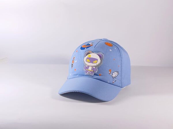 Robot Light Cap for Kids Bright & Futuristic Fun - Image 2